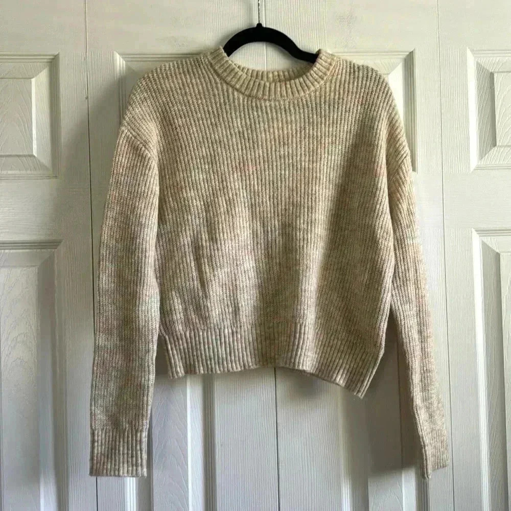 H&M Divided | Multi-colored Cream Sweater | size XS